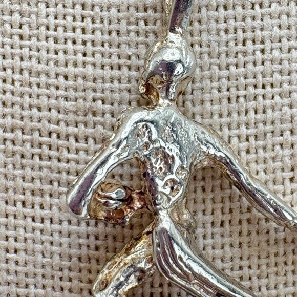 VTG Sterling Silver 925 Dancing Figure Textured Pendant Necklace Size 26" Length - Picture 8 of 16